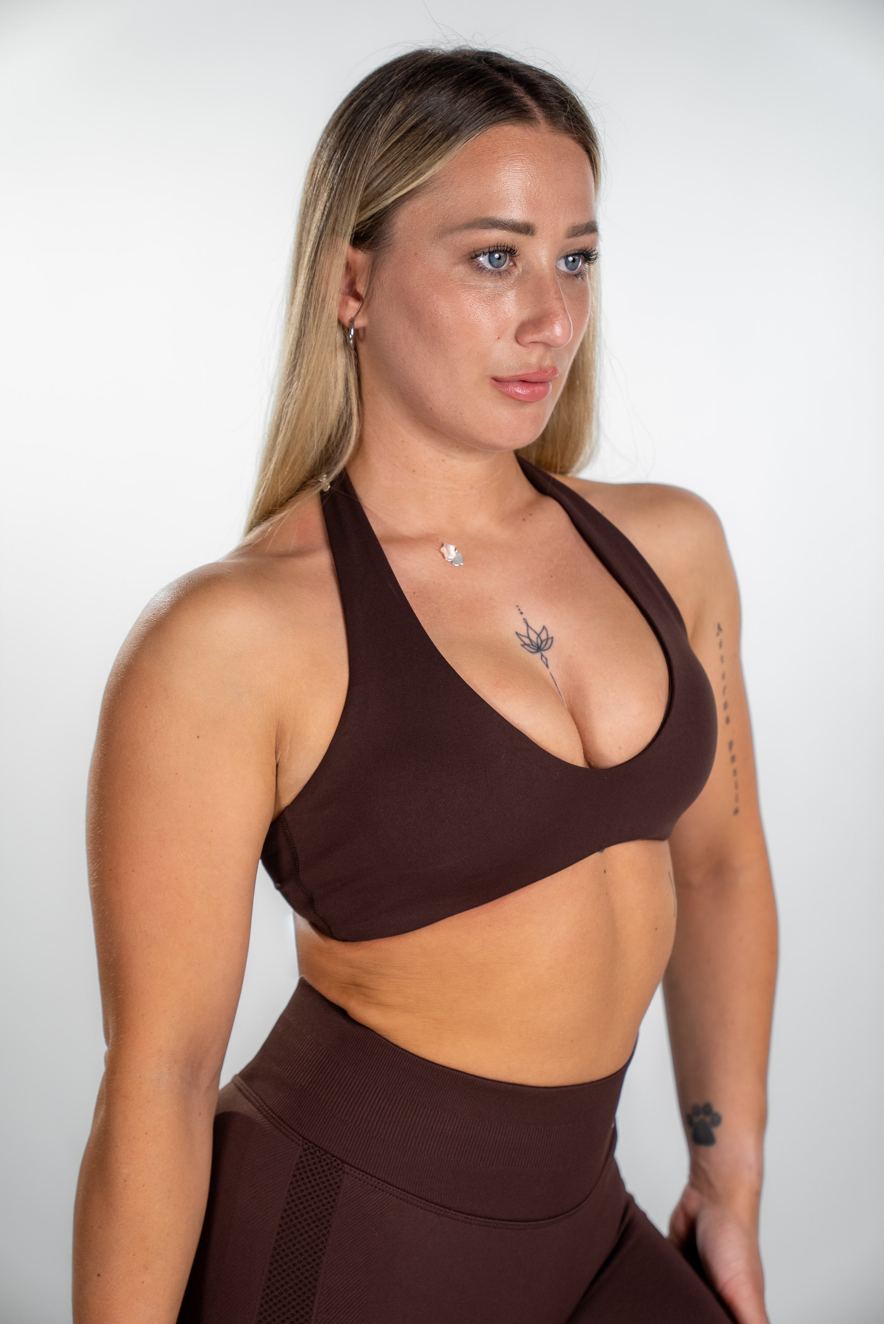 MOTION BREZŠIVEN HALTER NECK TOP V2