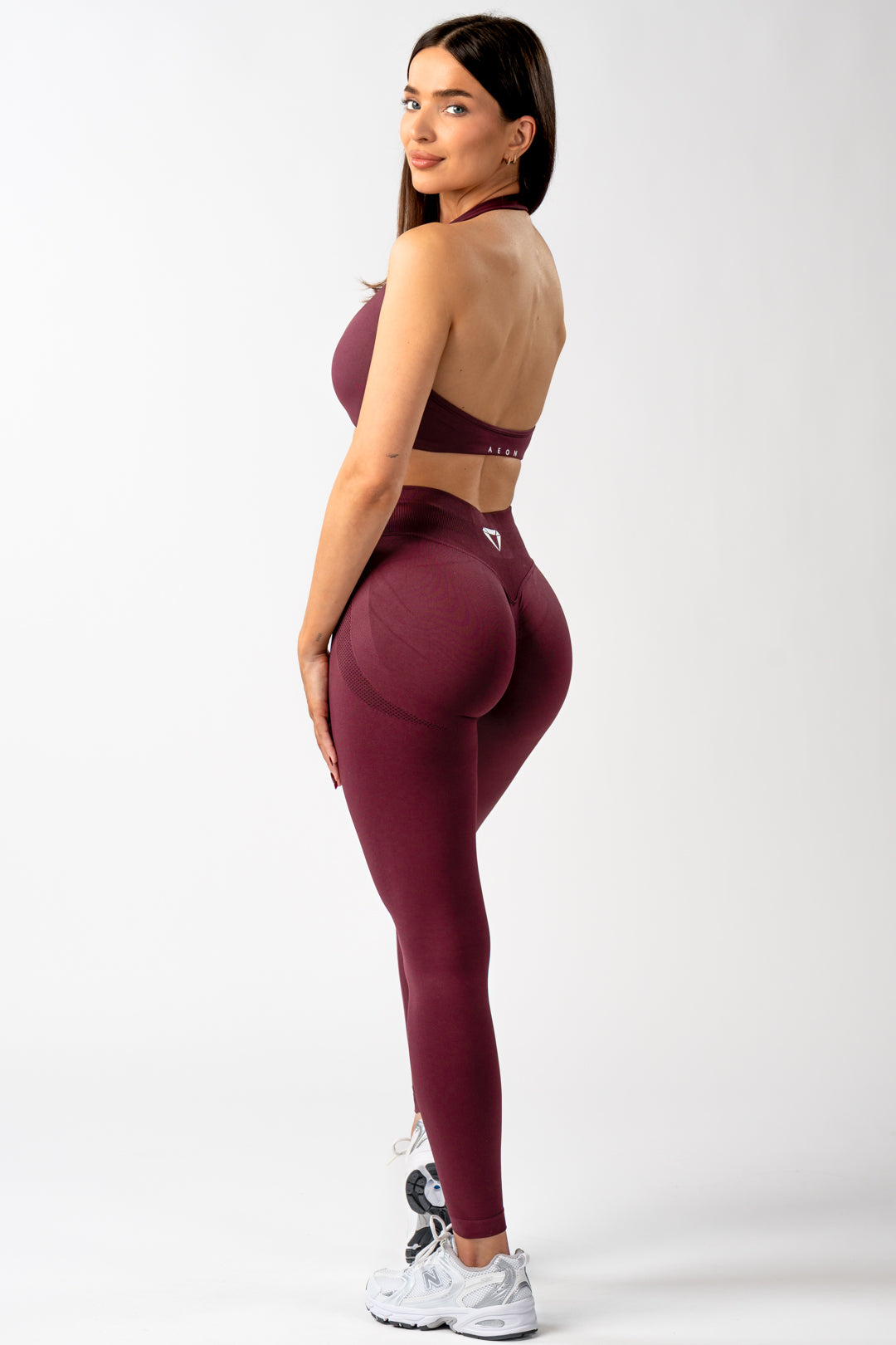 MOTION BREZŠIVEN HALTER NECK TOP V2