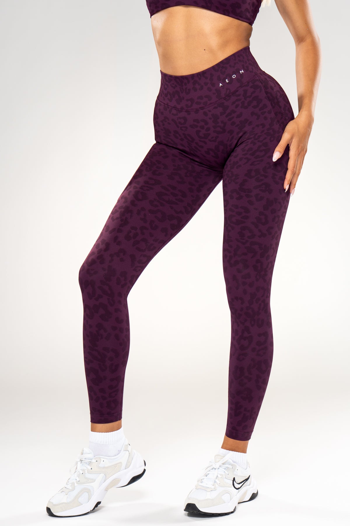 MOTION LEO MID WAIST SCRUNCH PAJKICE V2