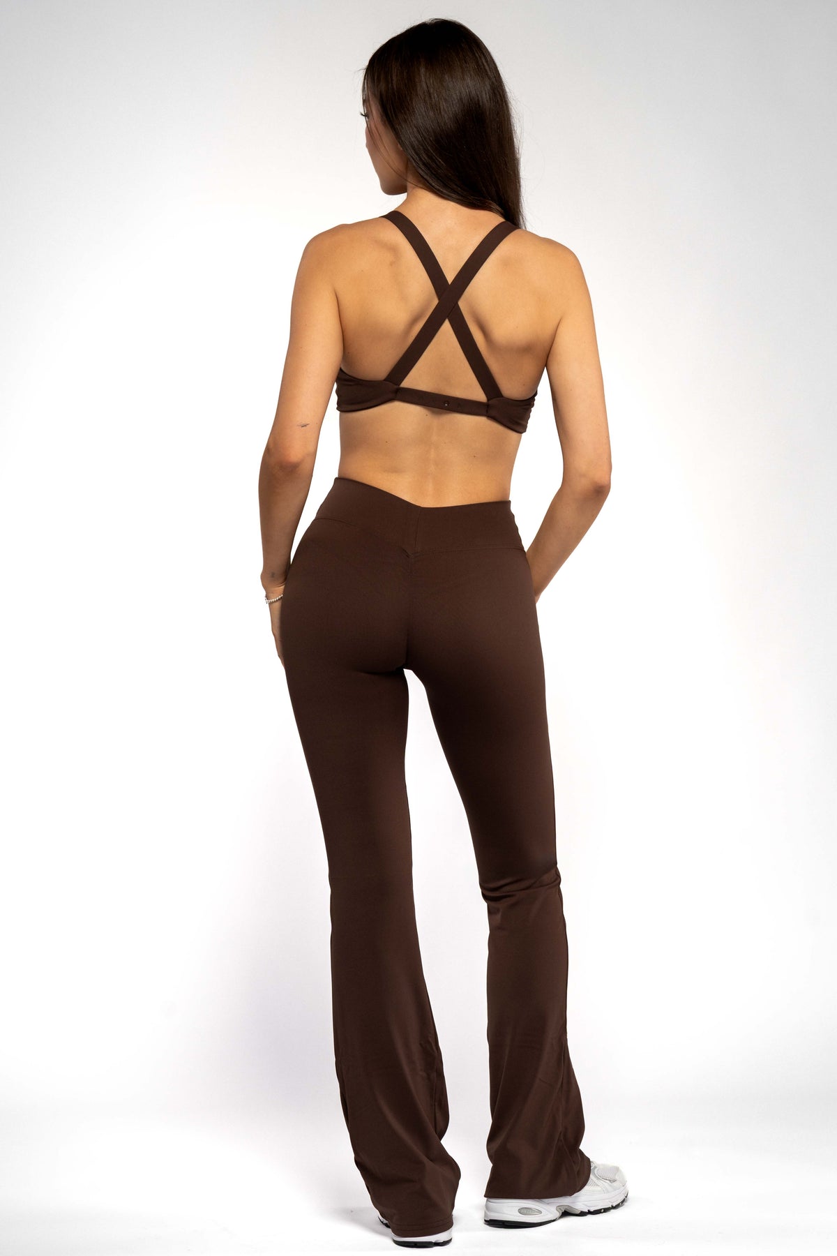 SECOND SKIN V-BACK SCRUNCH FLARED PAJKICE
