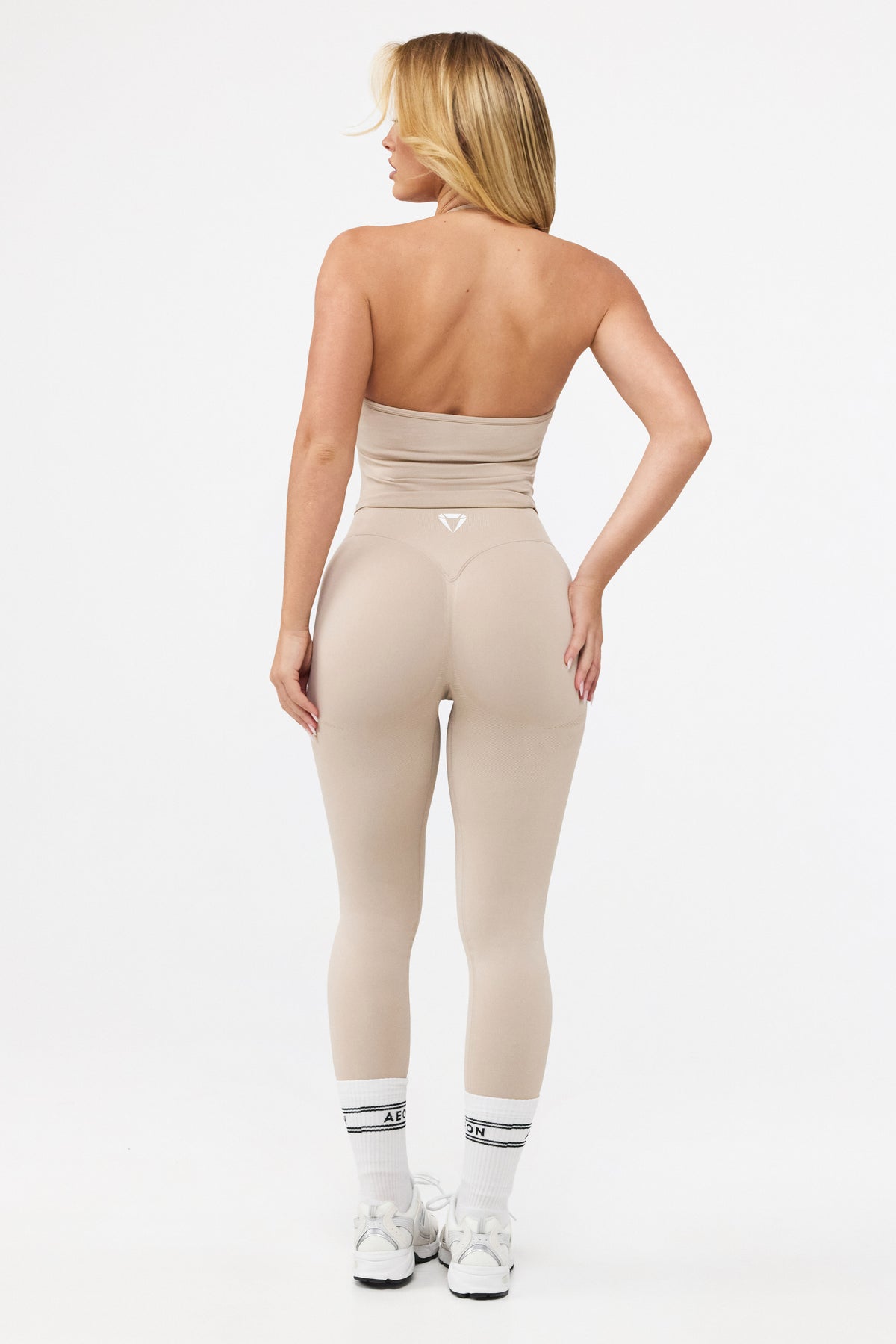 MOTION HALTER NECK TOP V2