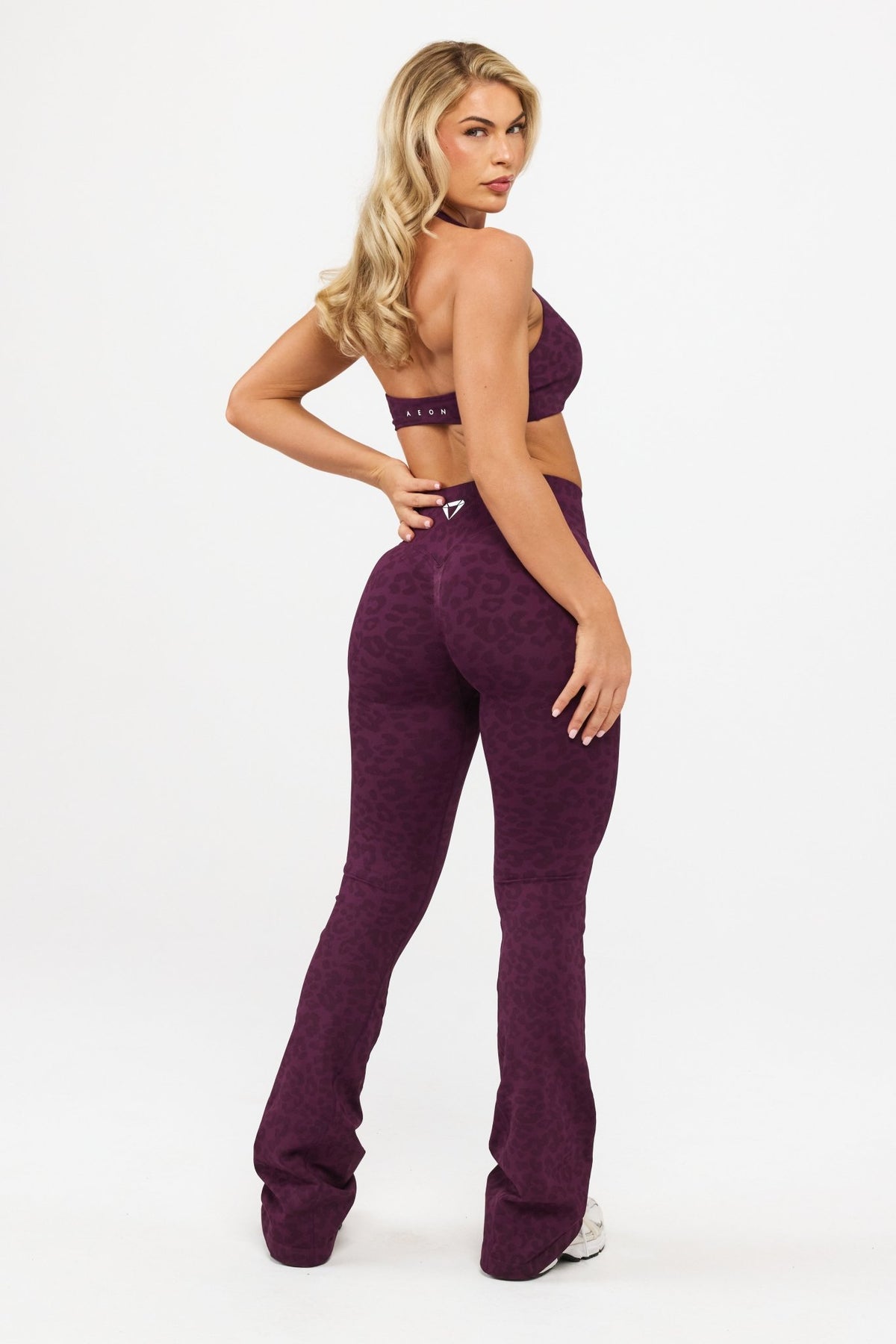 MOTION LEO MID WAIST SCRUNCH FLARED PAJKICE V2