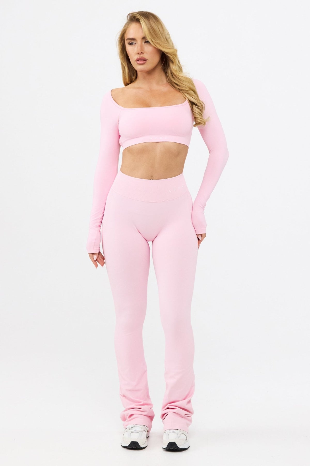 MOTION LONG SLEEVE CROP TOP V2 - Aeon Athletics