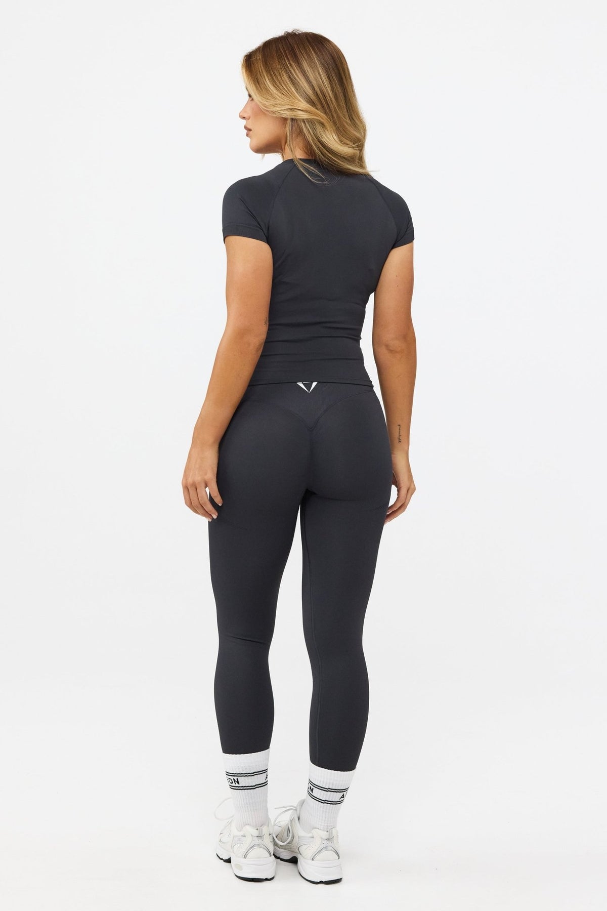 MOTION SCULPT TEE V2 - Aeon Athletics