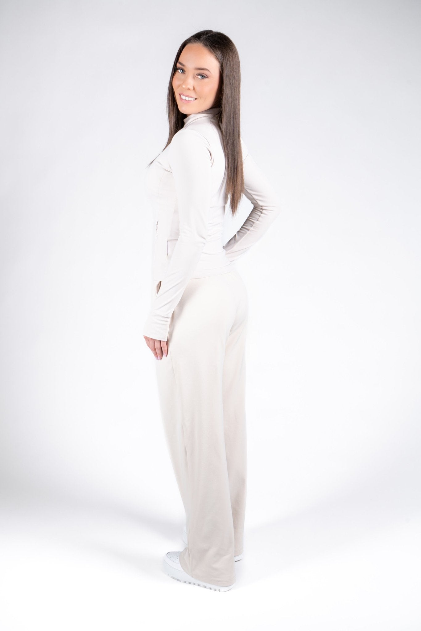 SECOND SKIN WIDE LEG JOGGERS - Aeon Athletics