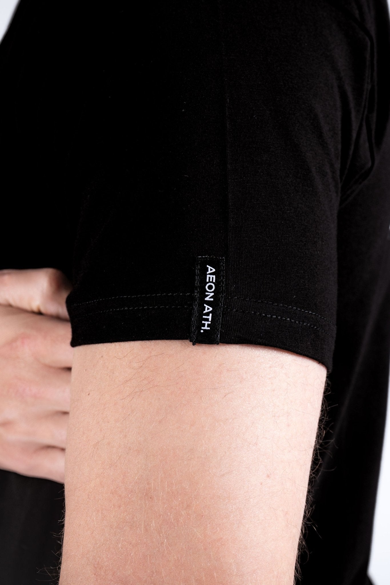 SIGNATURE MENS TEE - Aeon Athletics