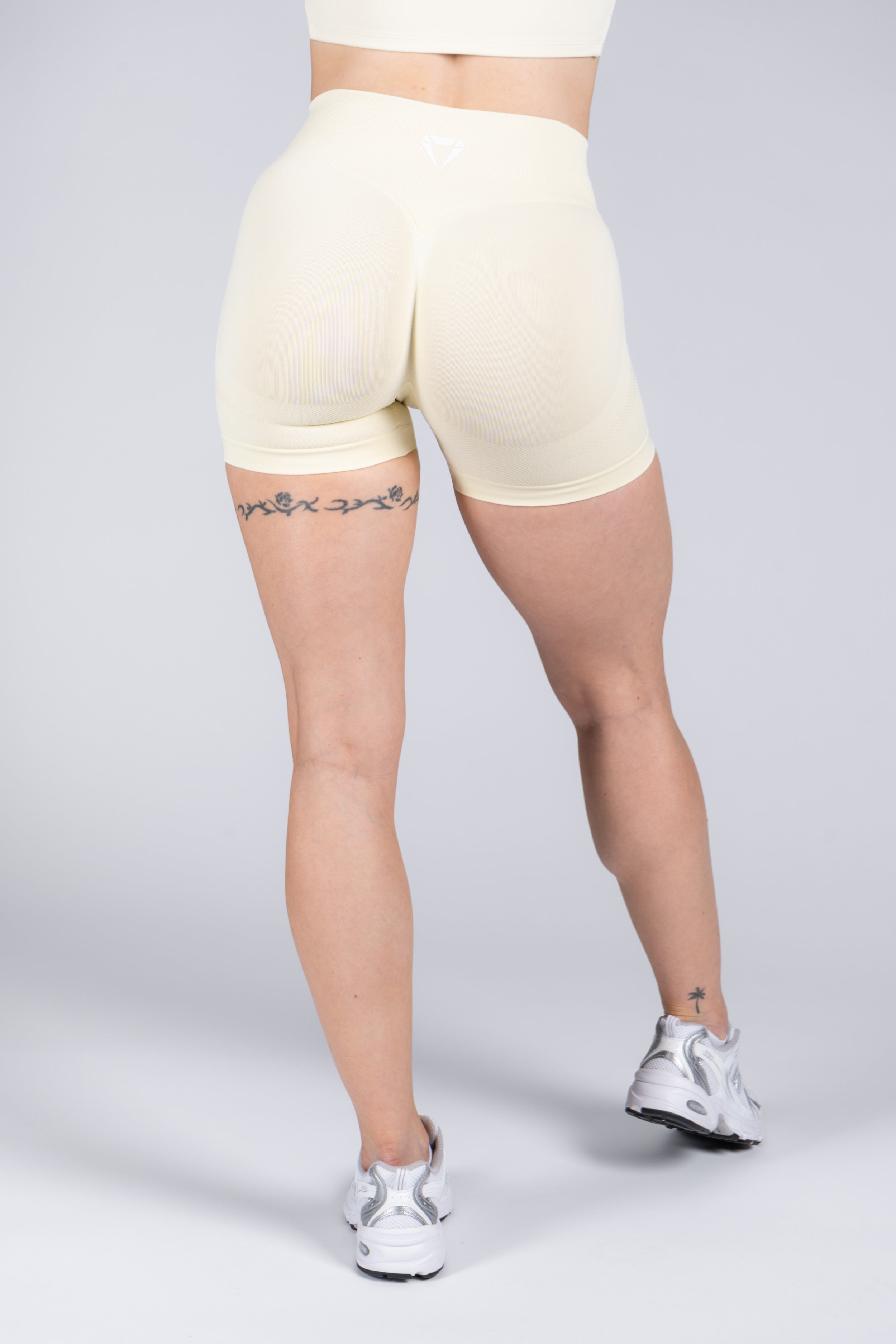 MOTION BREZŠIVNE KRATKE PAJKICE V2