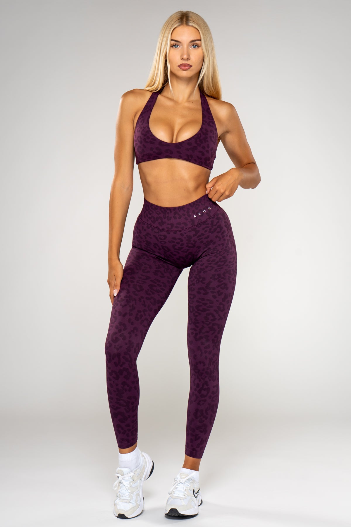 MOTION LEO HALTER NECK TOP V2