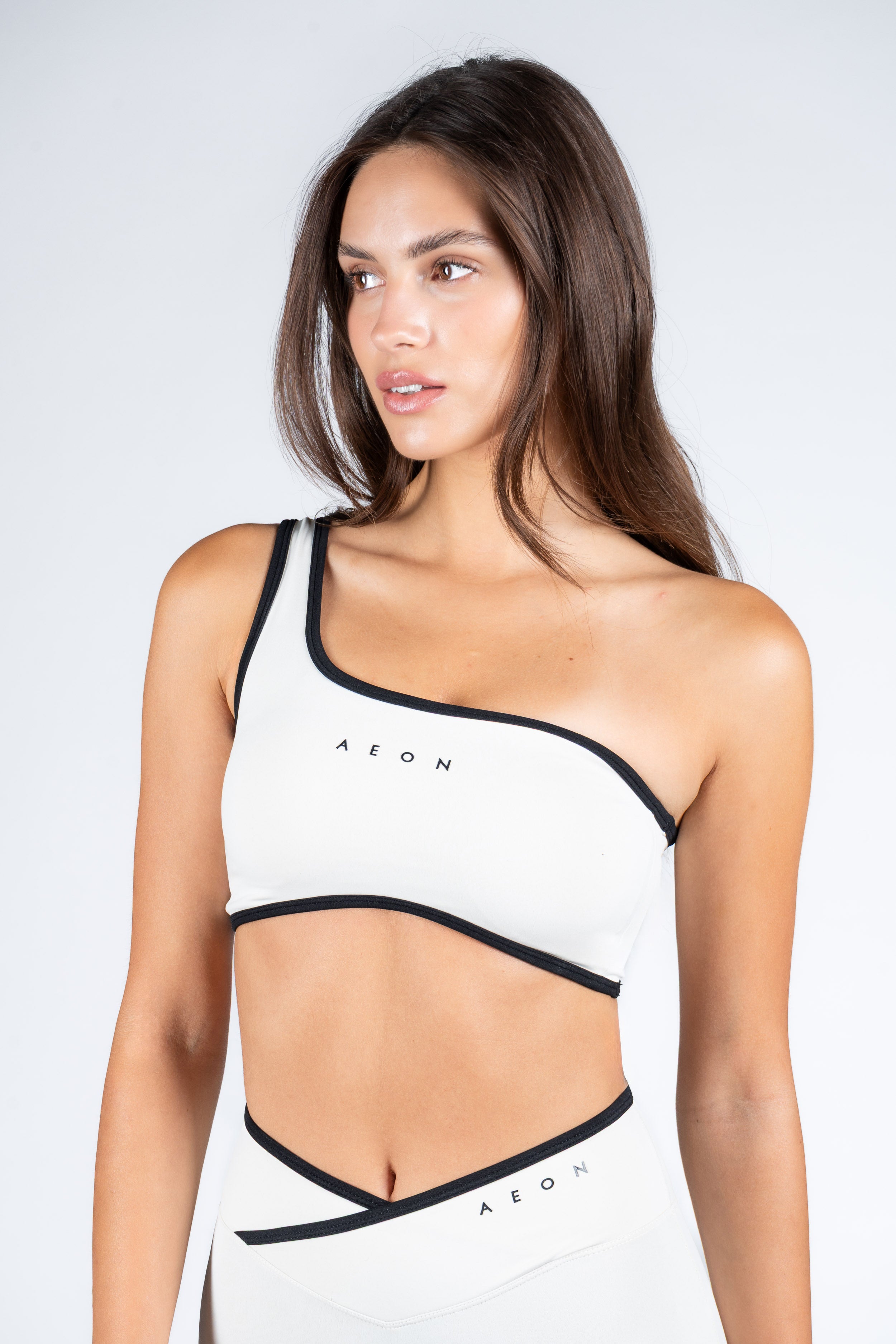 SECOND SKIN ONE SHOULDER TOP 