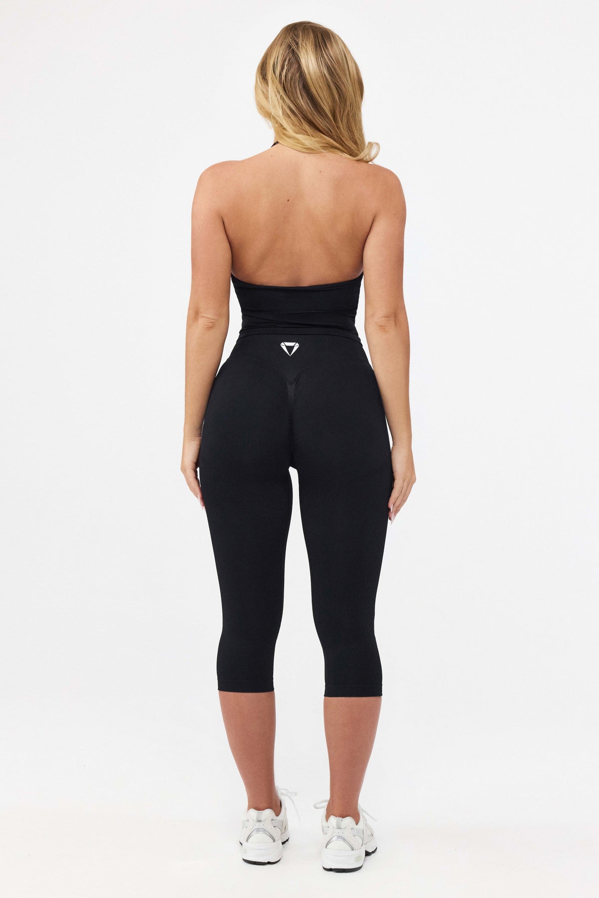 MOTION MID WAIST SCRUNCH CAPRI PAJKICE V2