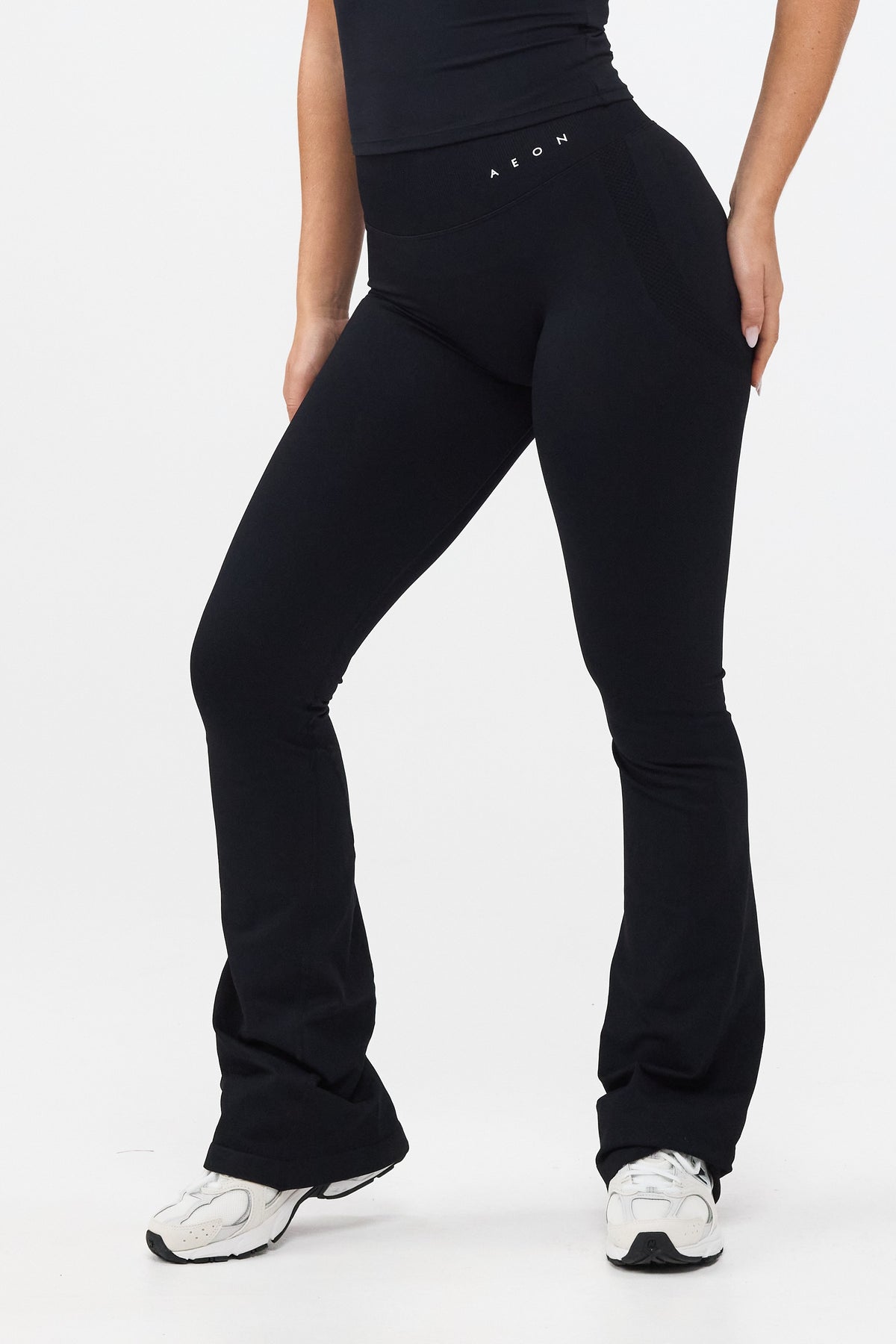MOTION MID WAIST SCRUNCH FLARED PAJKICE V2
