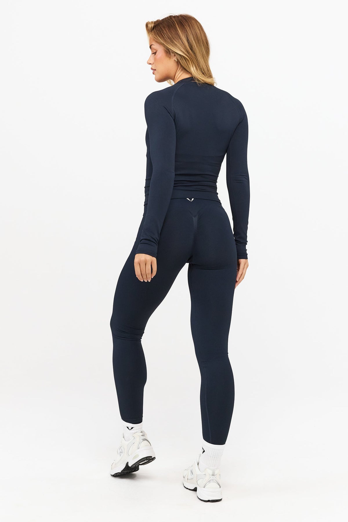 DEFINE LONG SLEEVE TEE - Aeon Athletics