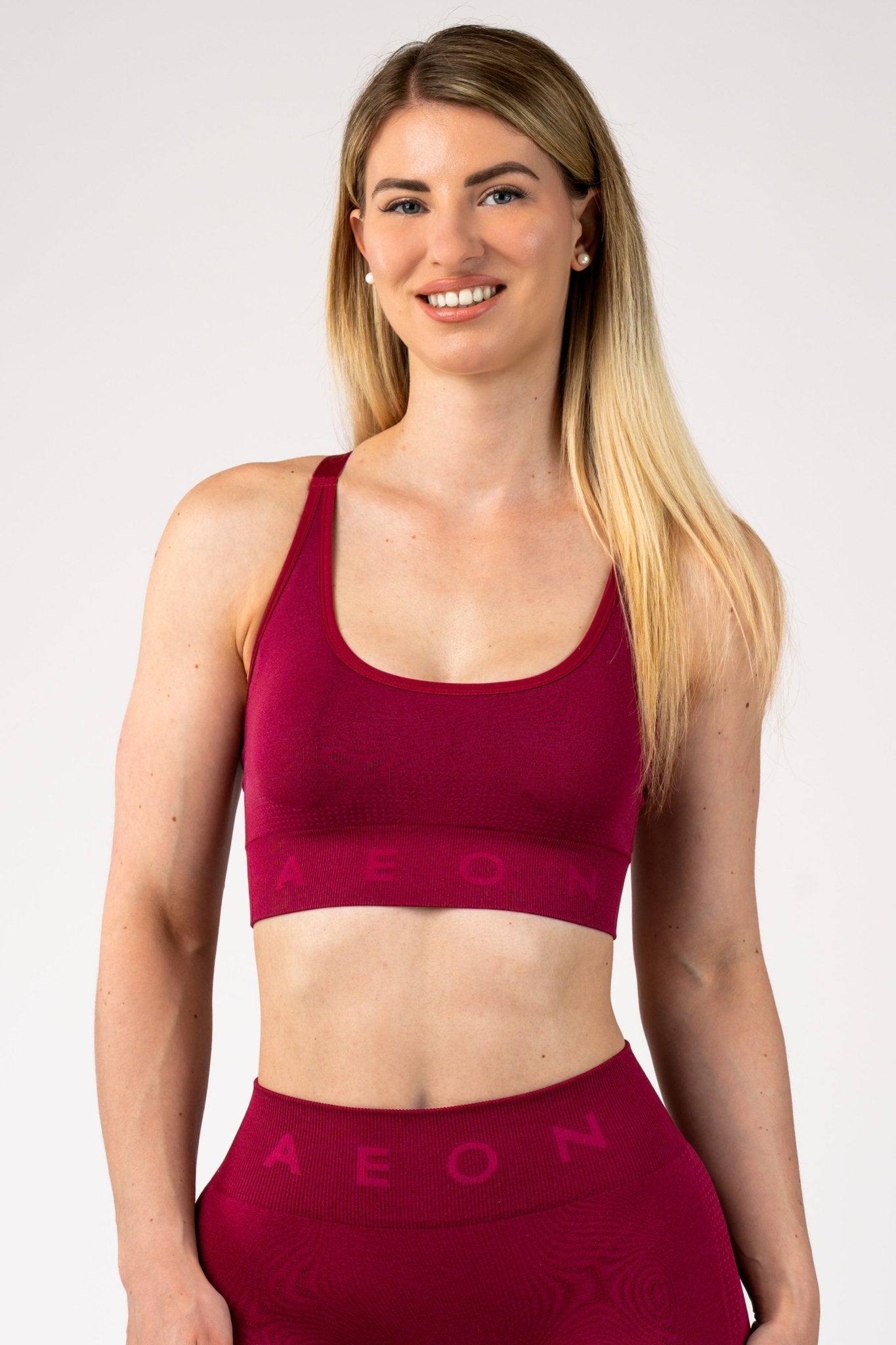 ELEVATE SEAMLESS BRA - Aeon Athletics