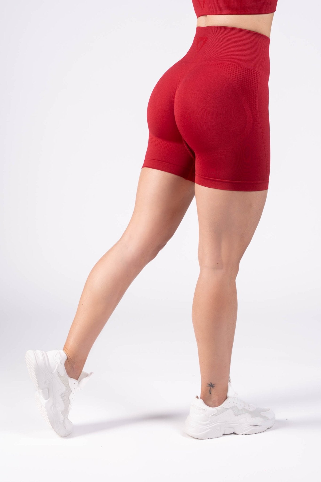 ELEVATE SHORTS BUNDLE - BLACK & OLIVE & STRAWBERRY (3 - PIECE) - Aeon Athletics