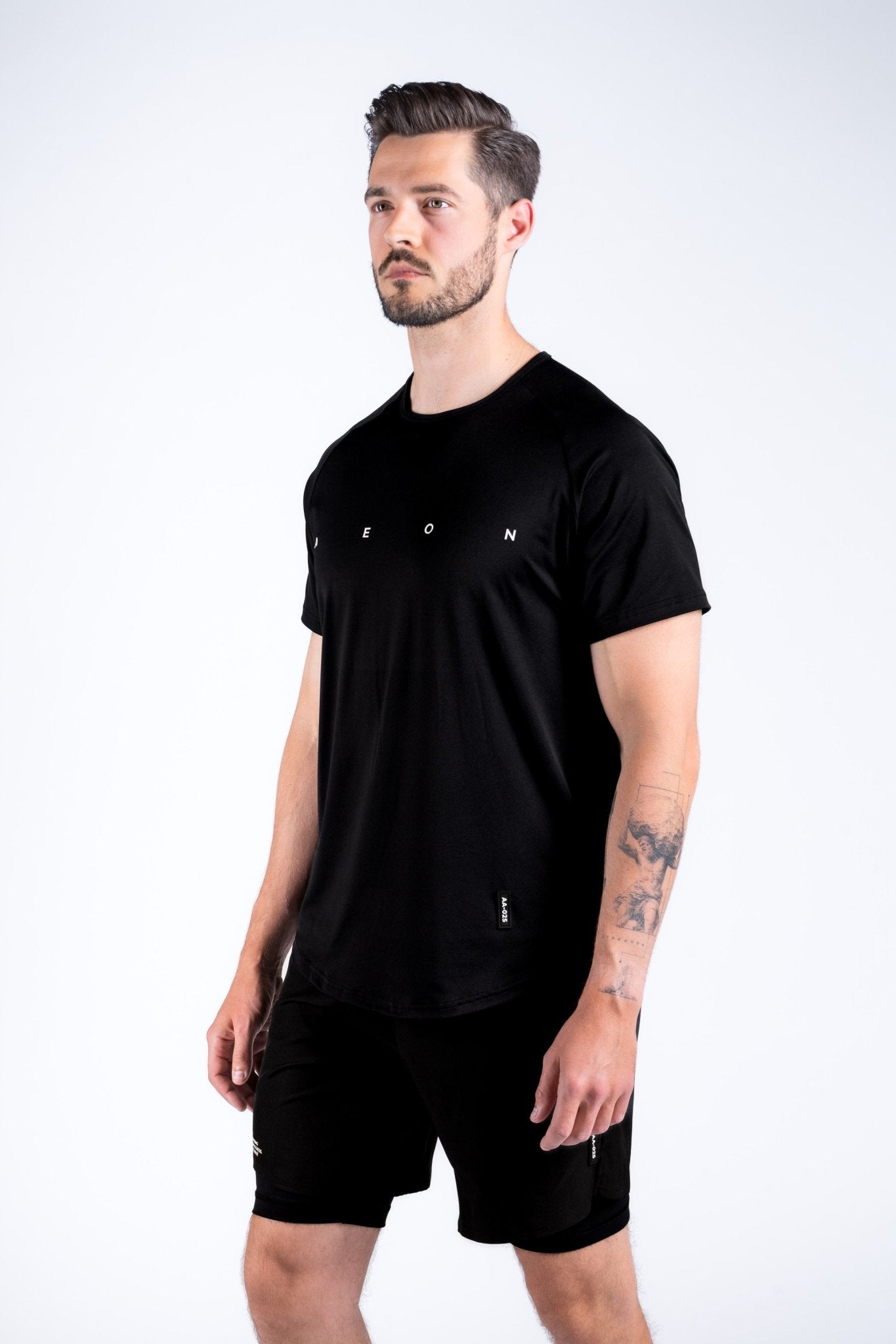 ICON PERFORMANCE TEE - Aeon Athletics