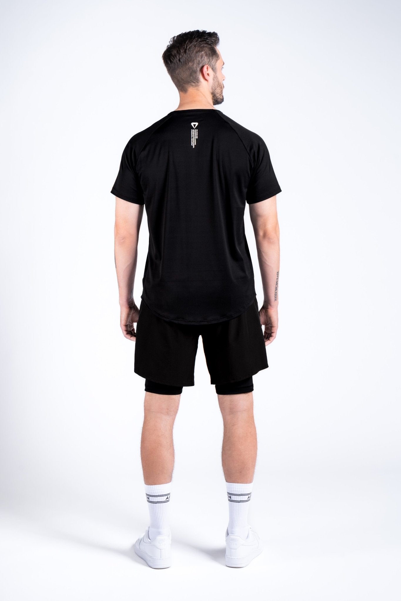 ICON PERFORMANCE TEE - Aeon Athletics