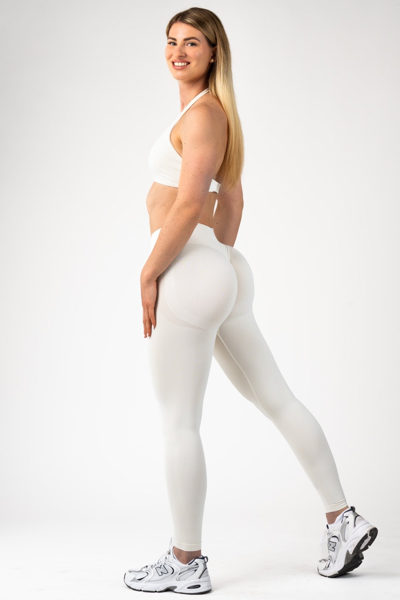 MOTION BUNDLE V2 - CLOUD WHITE (3 - PIECE) - Aeon Athletics