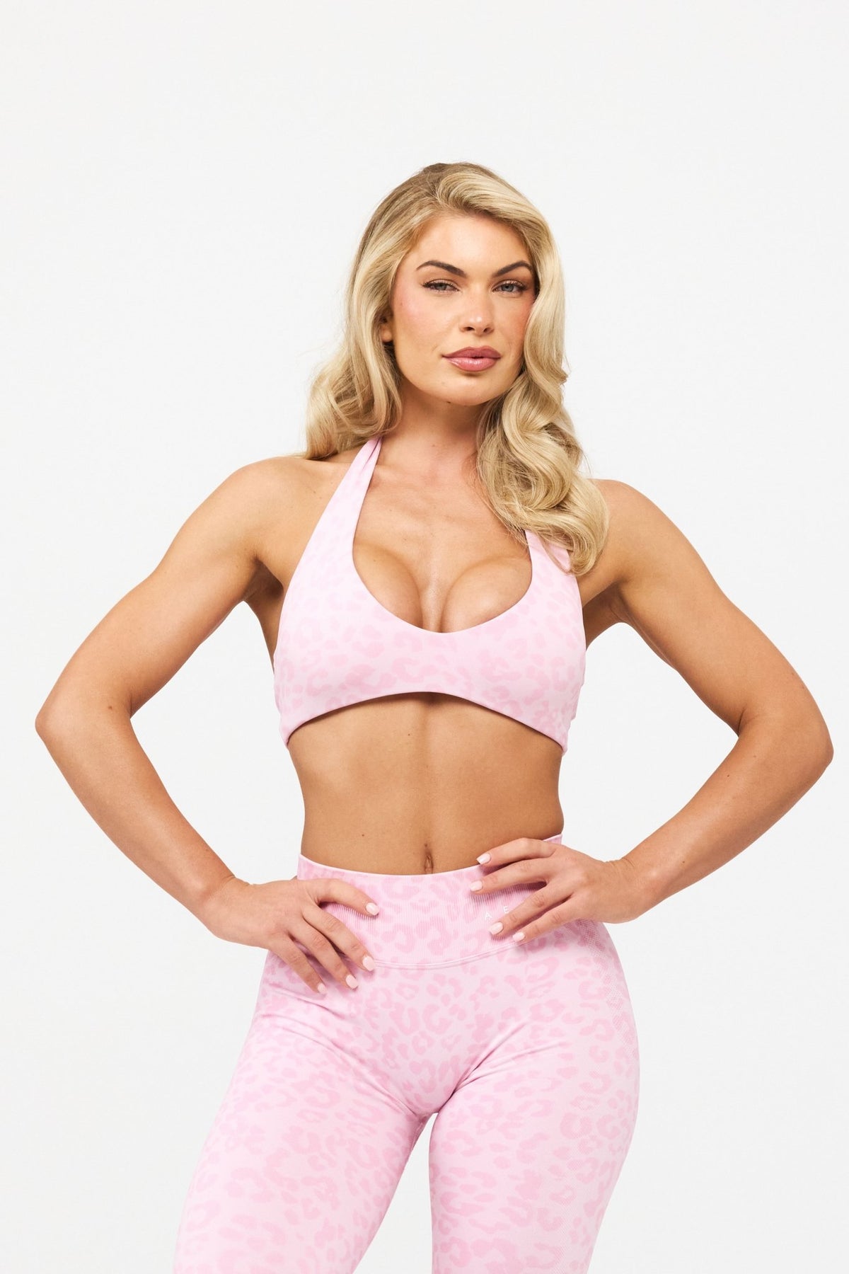 MOTION LEO HALTER NECK TOP V2