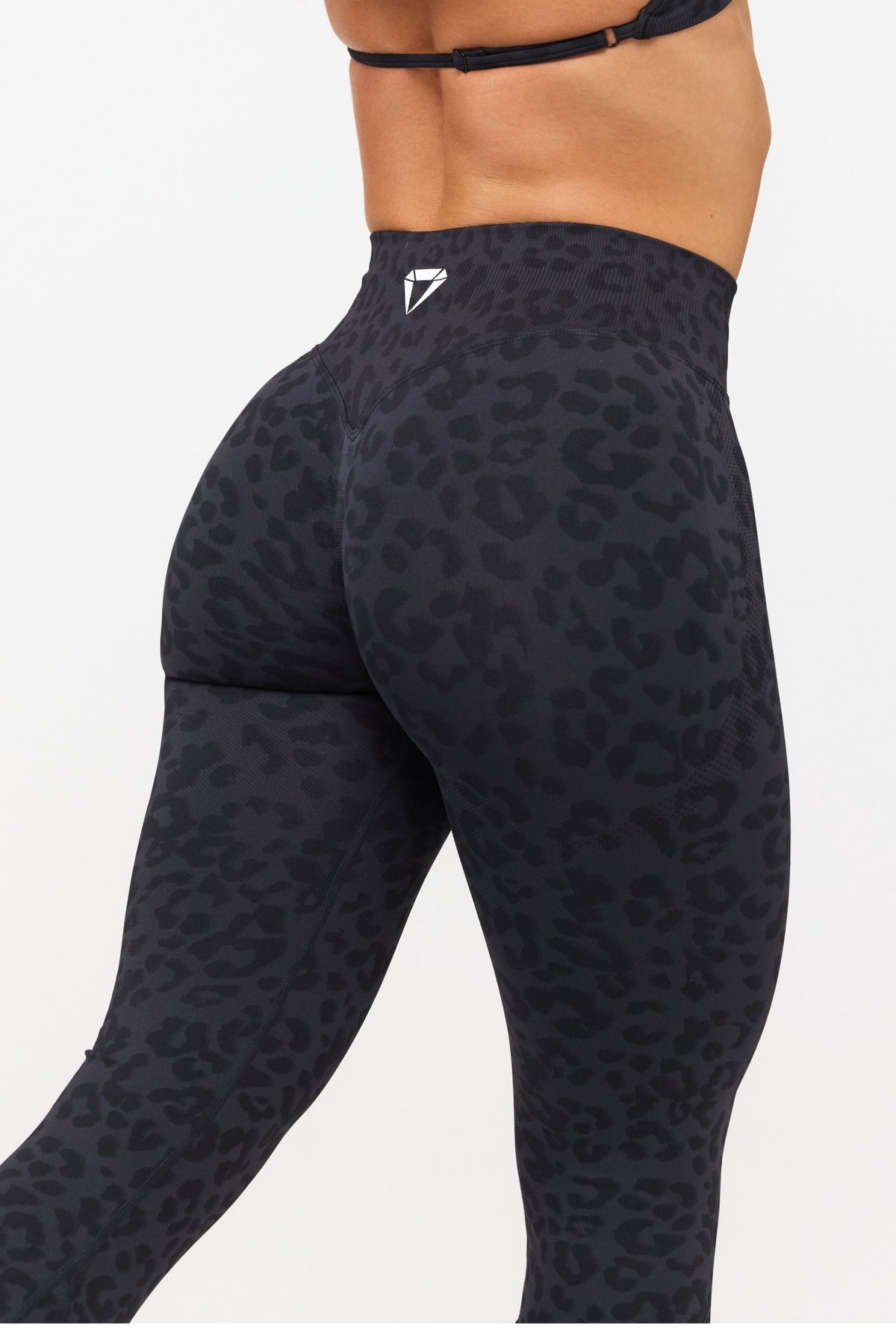 MOTION LEO MID WAIST SCRUNCH FLARED PAJKICE V2