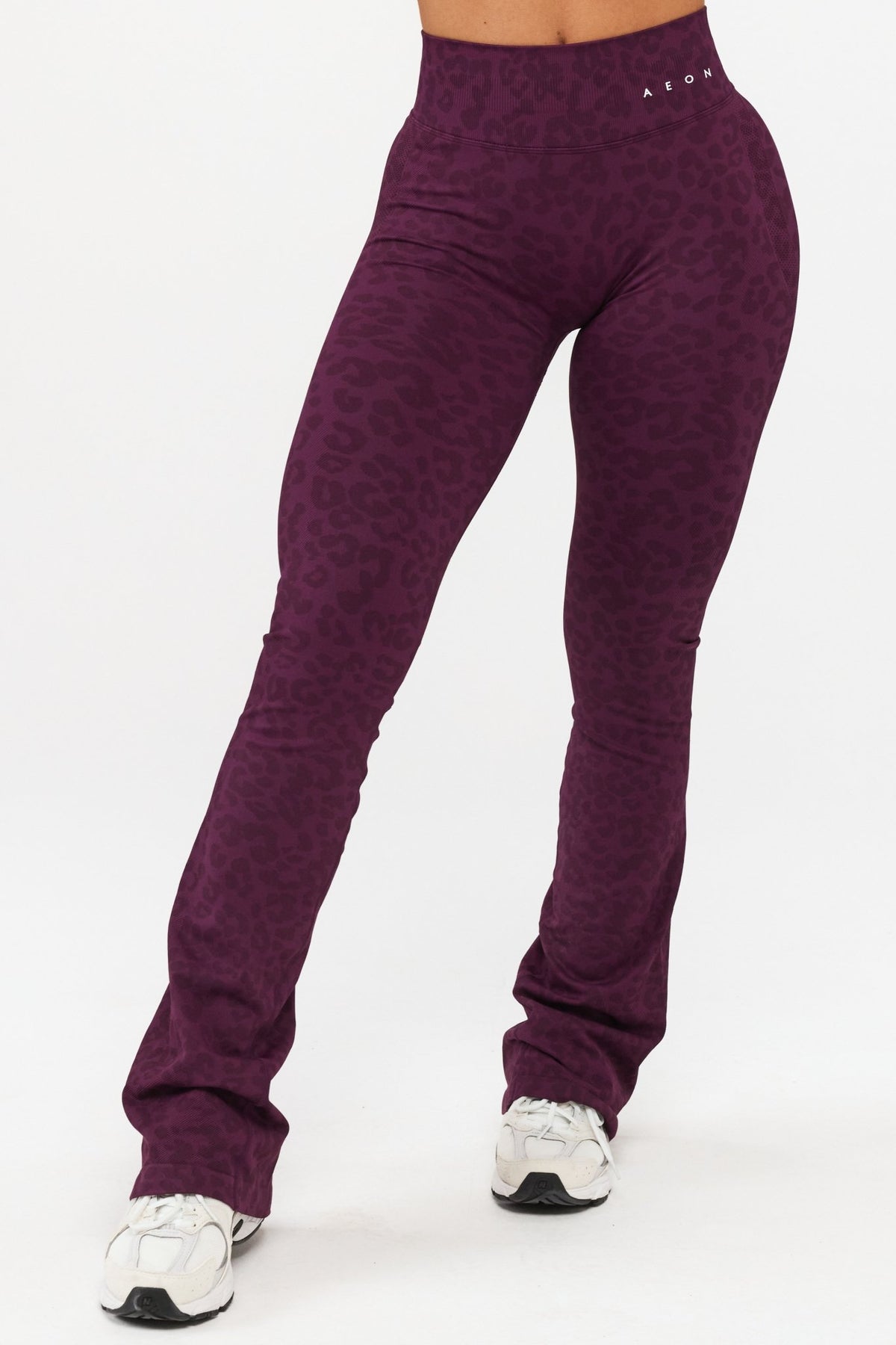MOTION LEO MID WAIST SCRUNCH FLARED PAJKICE V2
